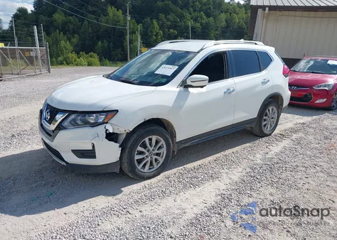 2017 Nissan Rogue Sv z USA, uszkodzony, nr VIN KNMAT2MV7HP569489